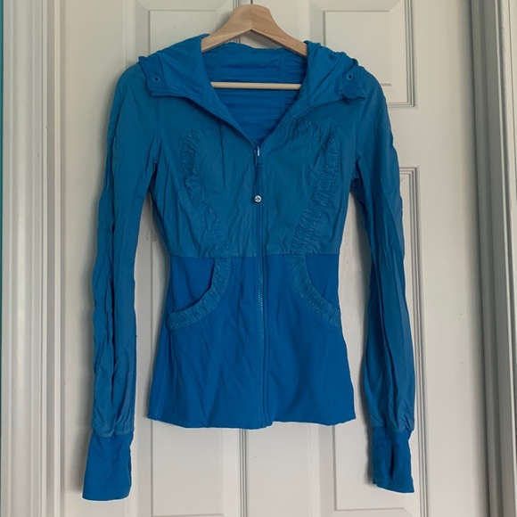 Lululemon studio dance jacket blue size 2 - Picture 1 of 5